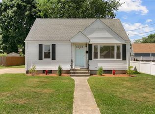 51 Midland Dr, Cranston, RI 02920