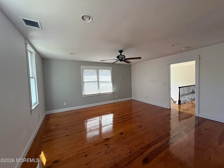 605 Farrelly Ave — Photo 17