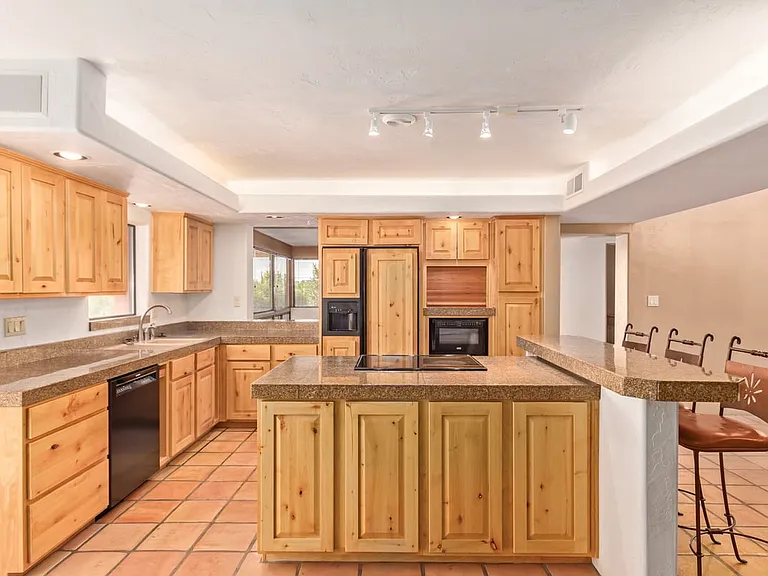 16411 N Skyridge Ln — Photo 28