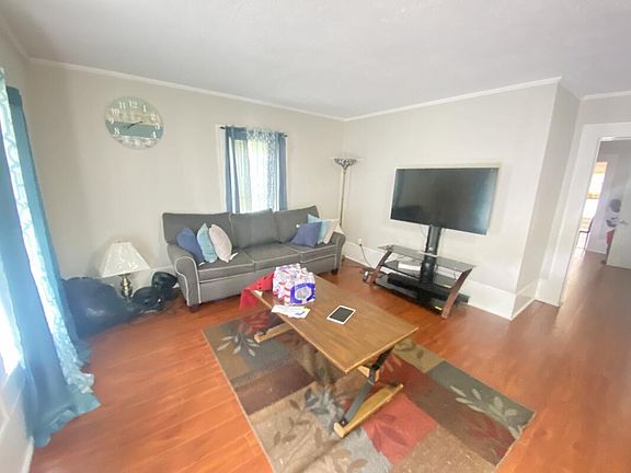 2nd image of 509 7th St N