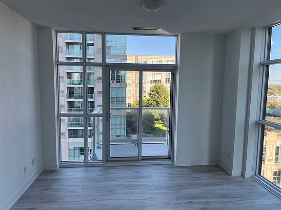 5th image of 251 Manitoba St #1124