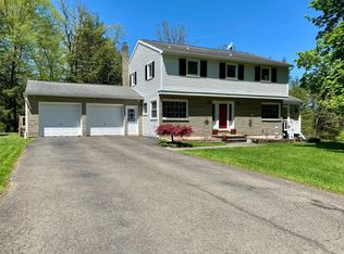 20 Laine Ct, Apalachin, NY 13732