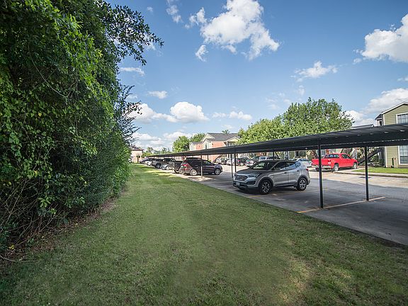 3rd image of 3023 Woodcreek Ln #42