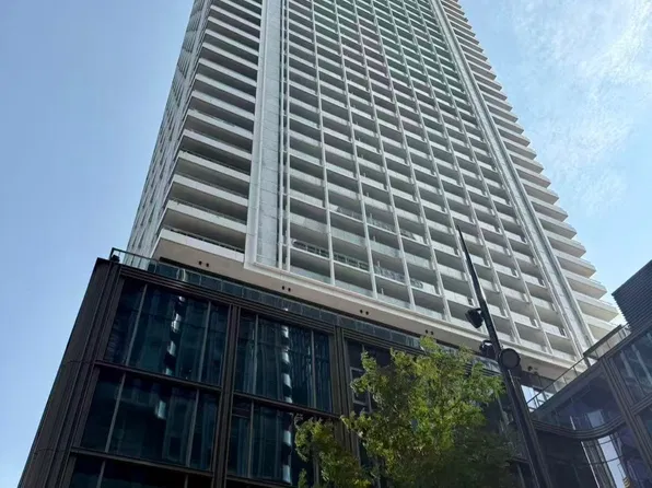 88 Queen St E, Toronto, ON