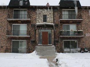 402 Cornell Ave APT 3B, Calumet City, IL 60409