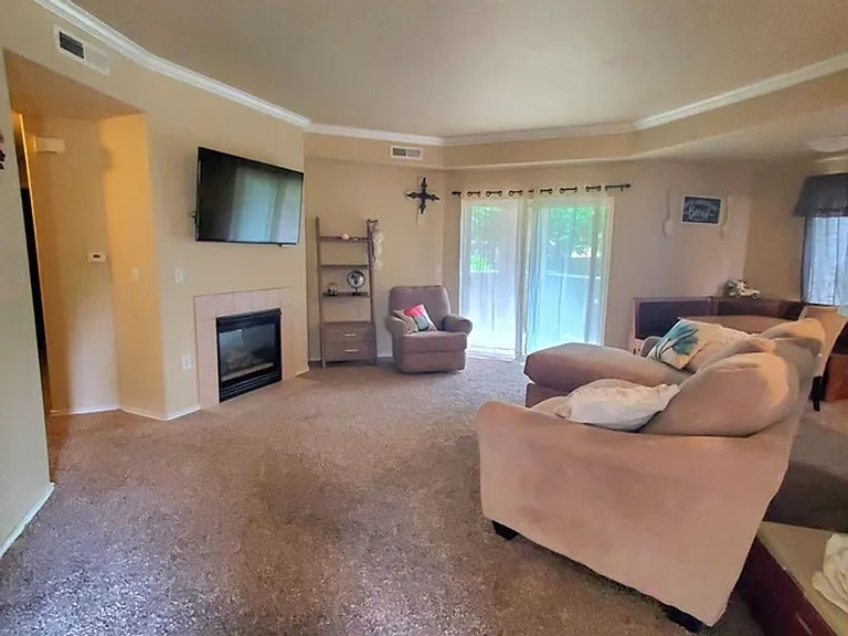 3847 Riviera Grv #103 — Photo 10