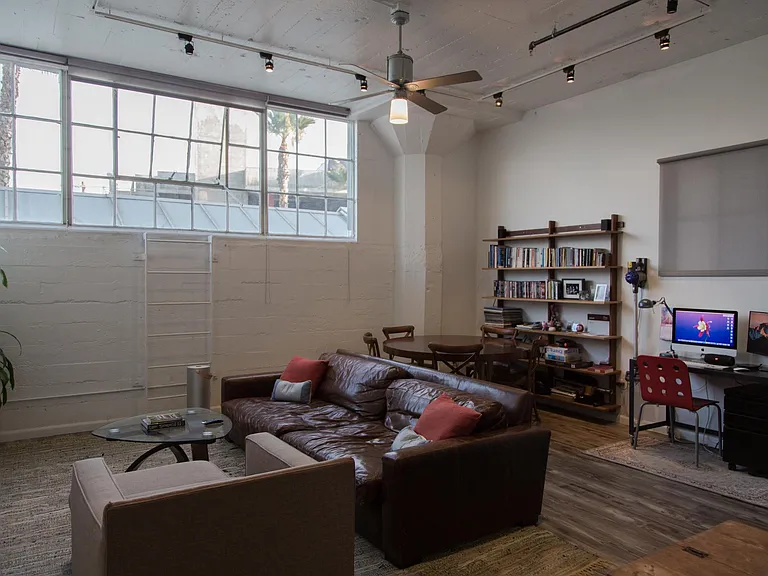 420 S San Pedro St #222 — Photo 13
