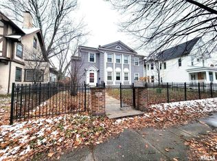 317 Kirkwood Blvd, Davenport, IA 52803