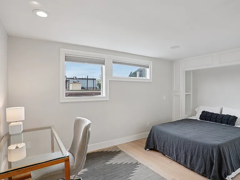2134 Waverly Pl N #303 — Photo 8