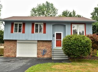 4087 Balboa Dr, Liverpool, NY 13090