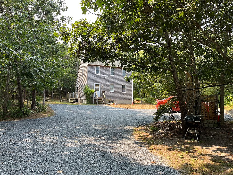2nd image of 1 Amanda Ln