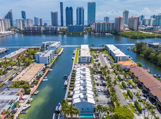 3827 NE 166th St, North Miami Beach, FL 33160