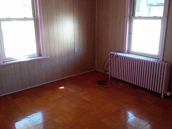 3rd image of 440 N 2nd St