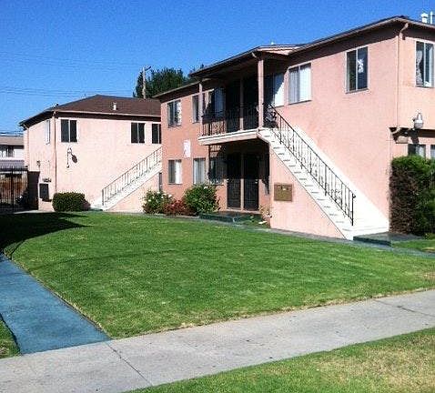 5th image of 3732 S Sepulveda Blvd APT 2