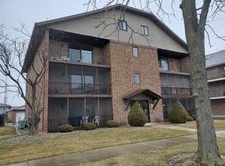 8160 168th Pl #2E-1, Tinley Park, IL 60477