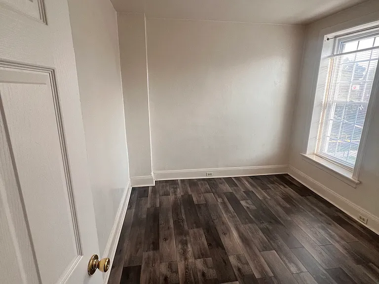 492 W State St #3 — Photo 10