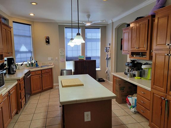 2nd image of 1225 Vienna Dr Spc 100