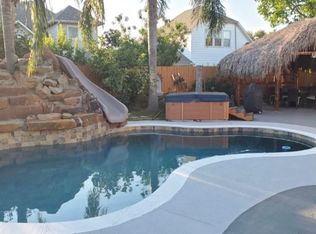 2969 Golden Cape Dr, League City, TX 77573