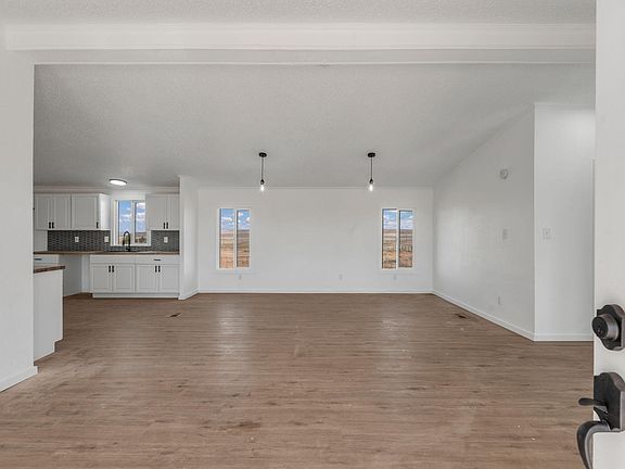 5th image of 67 Highland Blvd
