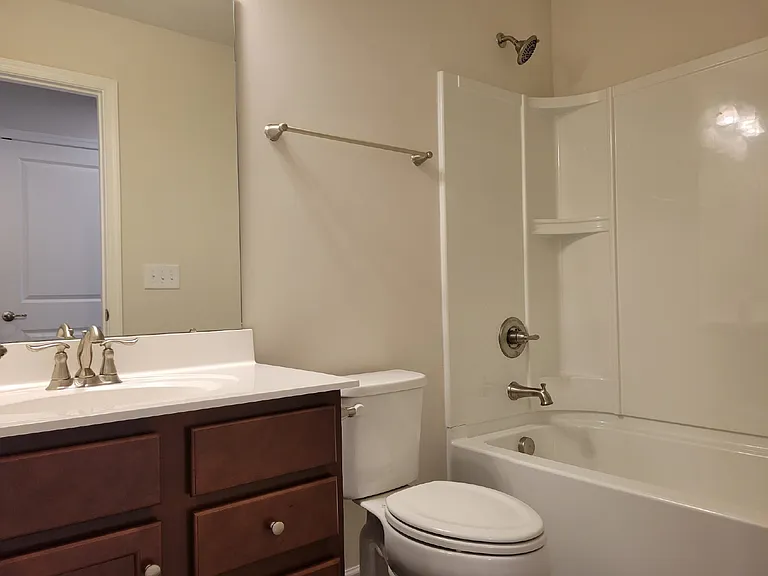 633 Exmoor Dr — Photo 21