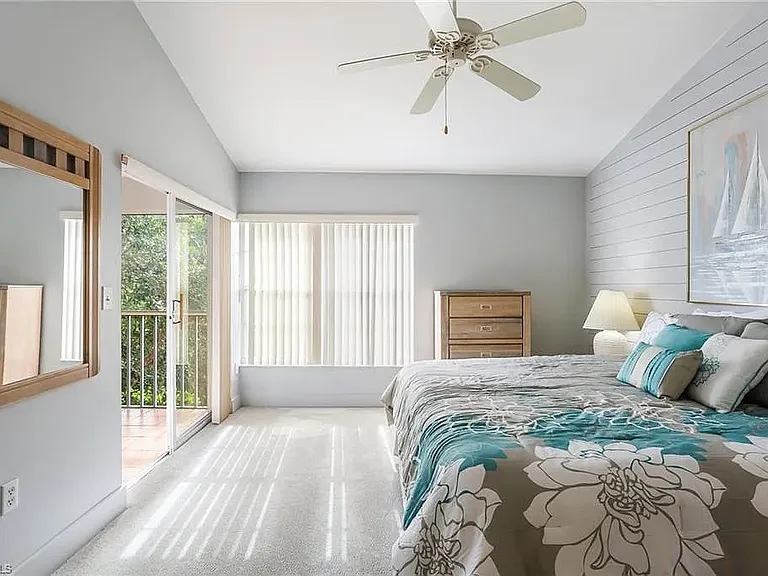 5635 Turtle Bay Dr #8 — Photo 9