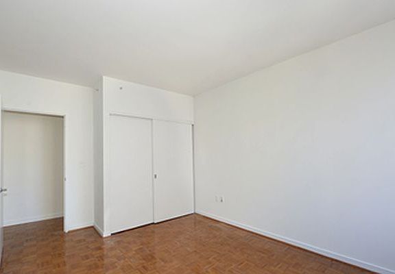 3rd image of 33 W End Ave APT 22C