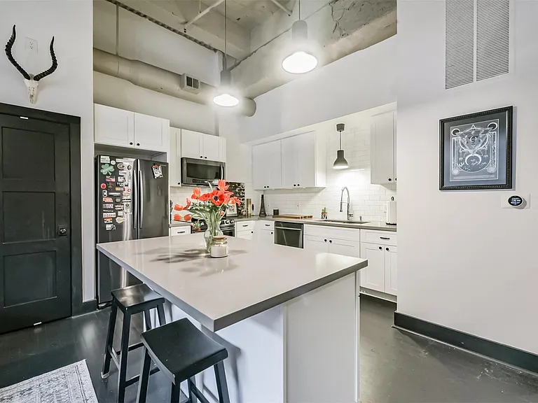 705 Main St #321 — Photo 23