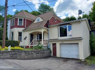106 Young St, Honesdale, PA 18431