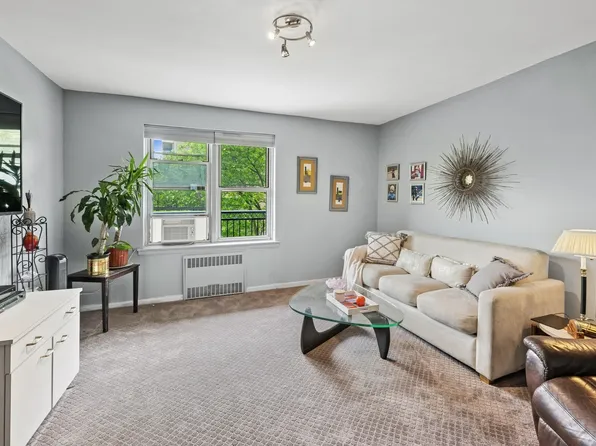 162-41 Powells Cove Boulevard image 16 of 35