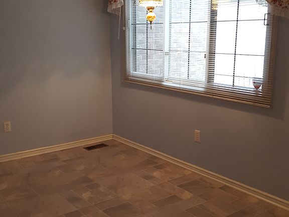 4th image of 2764 Honey Suckle Ct #1