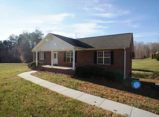4801 Ola Ln, Walkertown, NC 27051