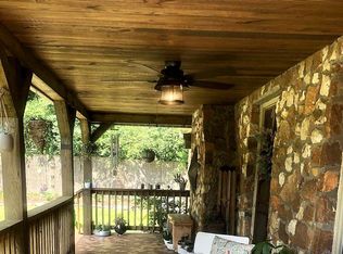 112 E Mill St, Tallapoosa, GA 30176