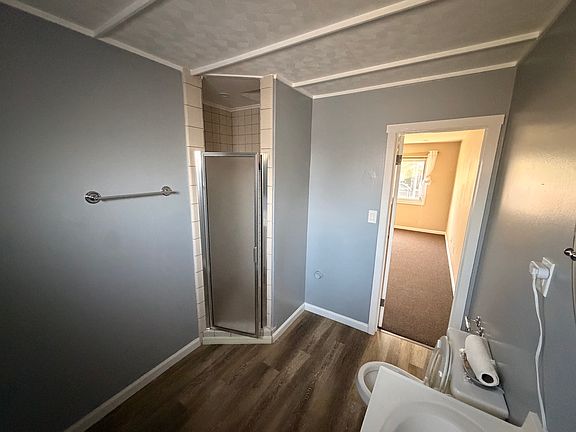 2nd image of 116 W Elm St #115