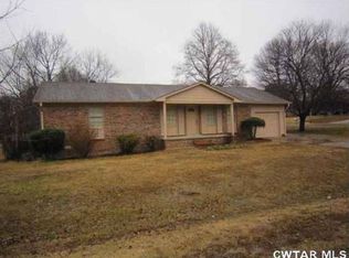 77 Fair Acres Dr, Jackson, TN 38305