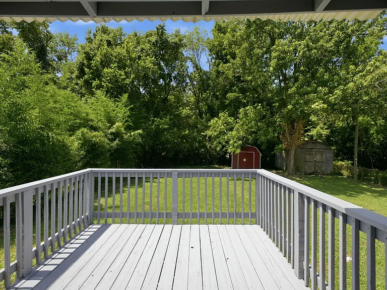 713 Elissa Dr — Photo 22