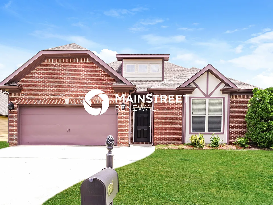 15808 Coldwater Dr