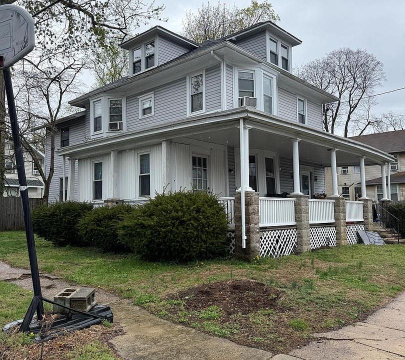 1st image of 115 Ridgway St