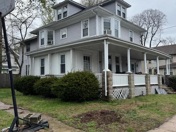 115 Ridgway St, Mount Holly, NJ 08060