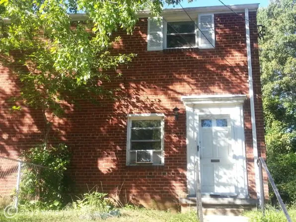608 Cabin Branch Dr, Capitol Heights, MD 20743