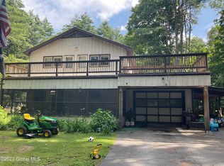 38 Old Schroon Rd, Pottersville, NY 12860