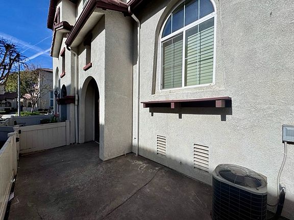 4th image of 33530 Willow Haven Ln Unit 102