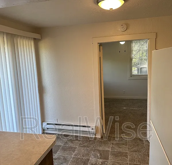 4550 Rogue River Hwy #10 — Photo 17