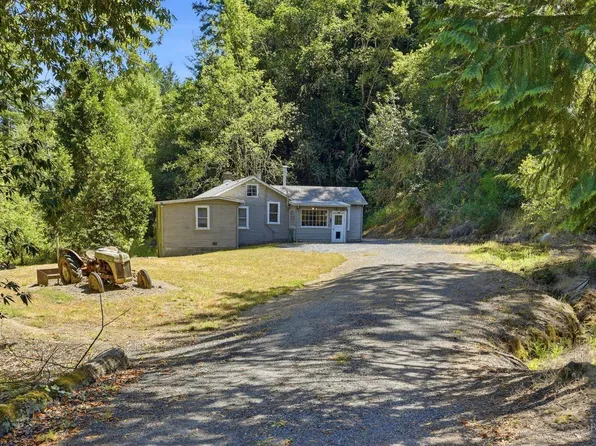 886 Montgomery Road, Sebastopol, CA 95472