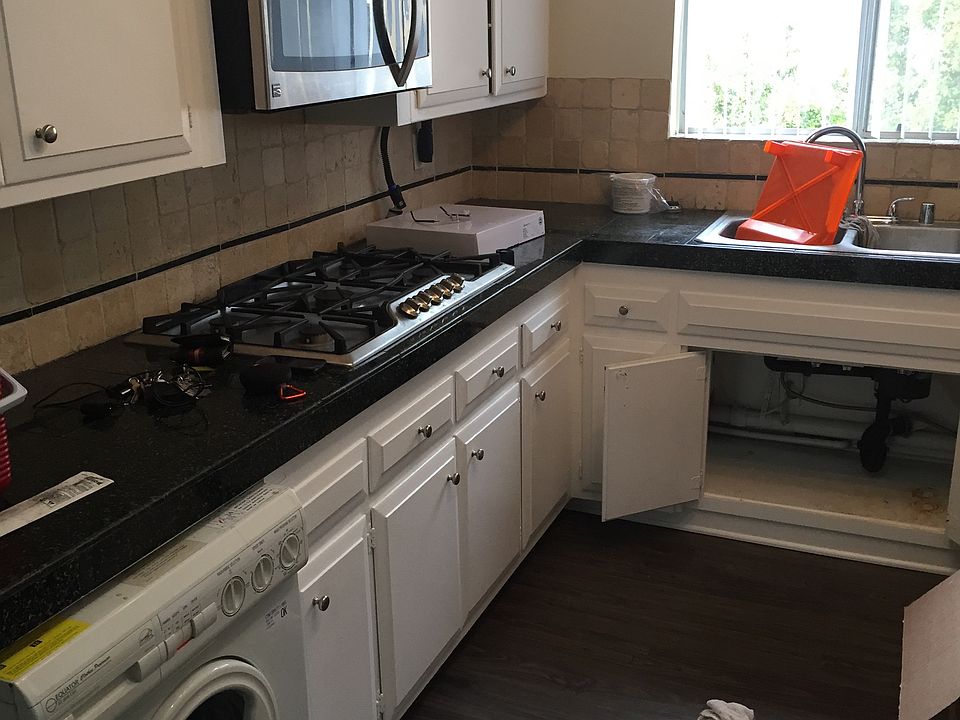 1st image of 1285 Barry Ave APT 303