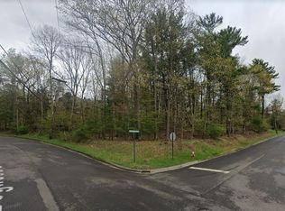 3253 Dogwood Dr, Binghamton, NY 13903