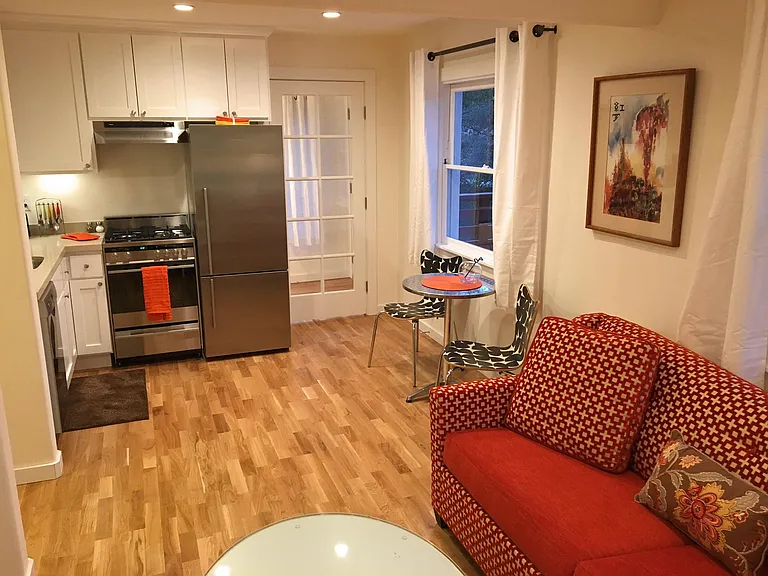 1425 Foothill Blvd — Photo 2