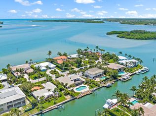 19 Island Rd, Sewalls Pt, FL 34996