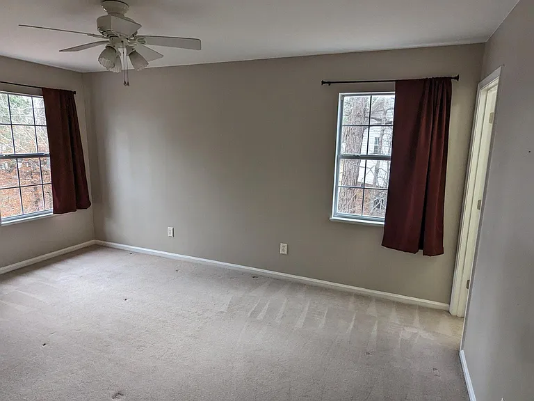 415 Malton Ct — Photo 13