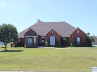 118 Colette Ln, Marion, TX 78124