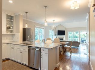 64 Evergreen Ave, Bedford, MA 01730